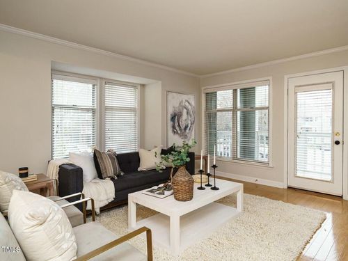 apt-201-1210 Westview Ln, Raleigh, NC, 27605-3230 | Card Image