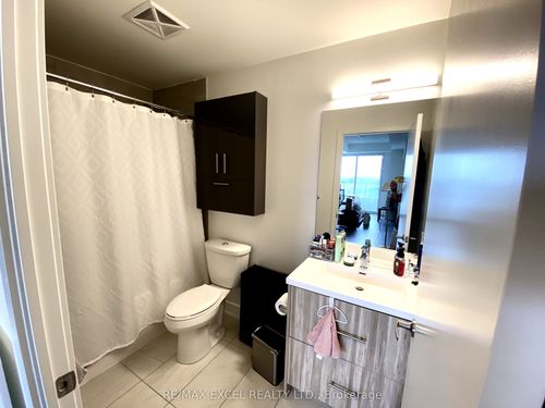 907-180 Fairview Mall Dr, Toronto, ON, M2J0G4 | Card Image