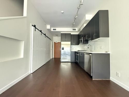 62-62 W 1st Ave, Vancouver, BC, V5Y0K4 | Card Image