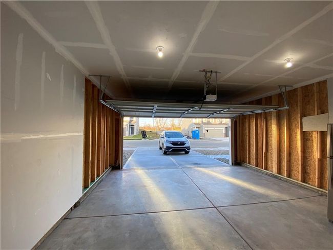 14197 Bay Willow Dr, Home with 3 bedrooms, 3 bathrooms and null parking in Fishers IN | Image 33