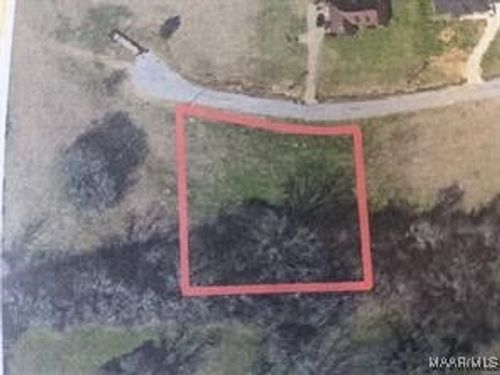 101 Porter Cir, Valley Grande, AL, 36703-8811 | Card Image