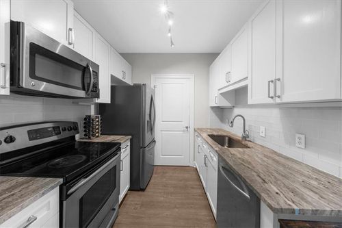 apt-504-325 E Paces Ferry Rd Ne, Atlanta, GA, 30305-5702 | Card Image