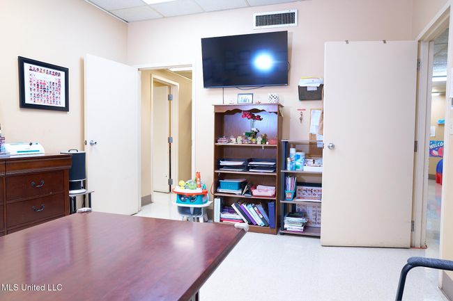 Office | Image 10