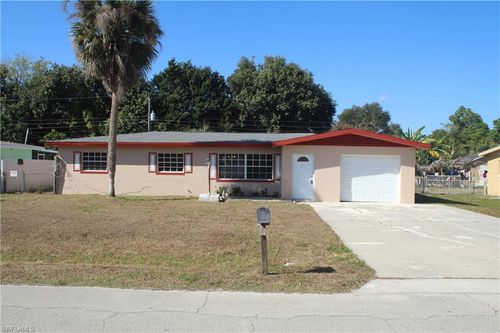 382 Ottumwa Ave, Fort Myers, FL, 33905-3323 | Card Image