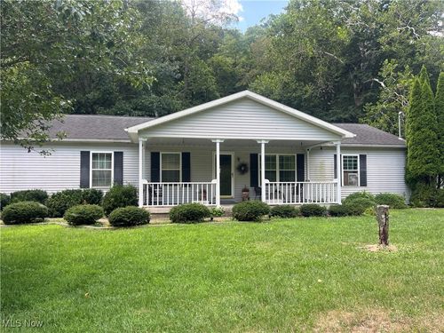 3905 N Wedgewood Dr, Mcconnelsville, OH, 43756-9033 | Card Image