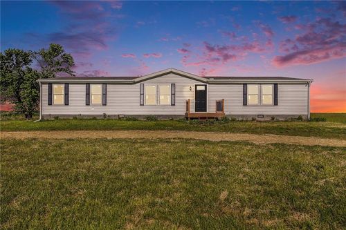 608 Missouri Rd, Richmond, KS, 66080-9101 | Card Image