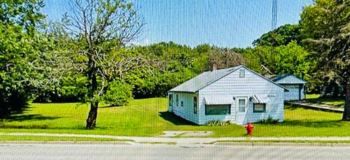 10067 Red Arrow Hwy, Bridgman, MI, 49106-9385 | Card Image