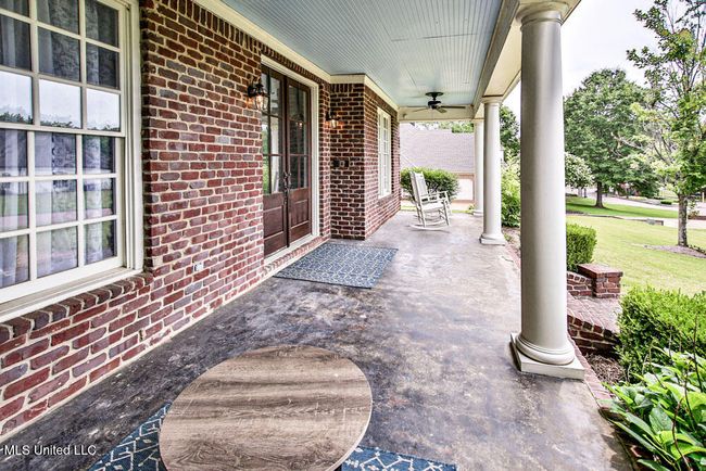 Beautiful Columns | Image 7