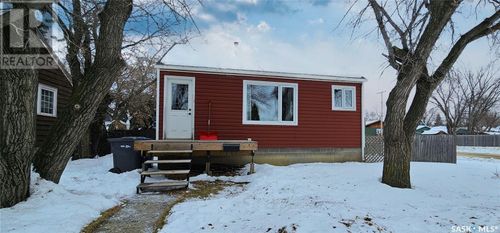 1202 106th St, North Battleford, SK, S9A1X2 | Card Image