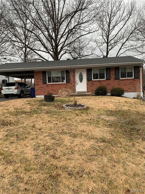 2113 Pincian Dr, Fenton, MO, 63026-2140 | Card Image