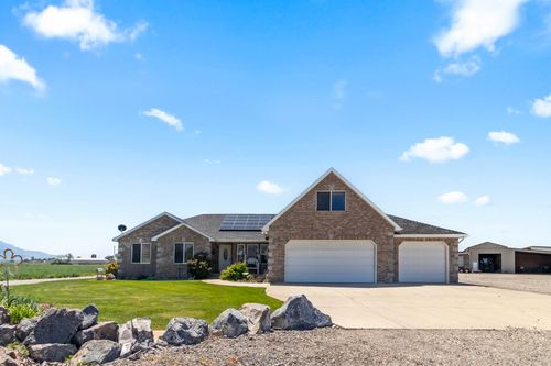 5918 S River Ln, Spanish Fork, UT, 84660-5582 | Card Image