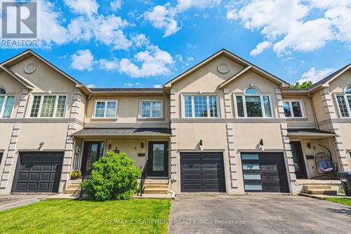 c-2116 Prospect St, Burlington, ON, L7R1Y9 | Card Image