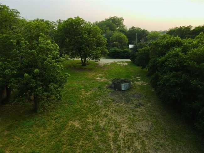 503 Crockett St, Home with 0 bedrooms, 0 bathrooms and null parking in Martindale TX | Image 8