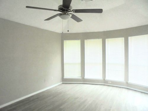 4732 N Cascades St, Fort Worth, TX, 76137-5105 | Card Image