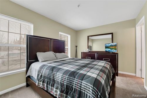 22684 Goddard Rd, Taylor, MI, 48180-4126 | Card Image
