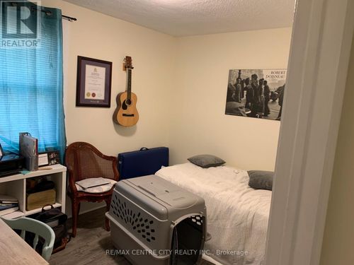 31 Langarth St W, London, ON, N6J1P3 | Card Image