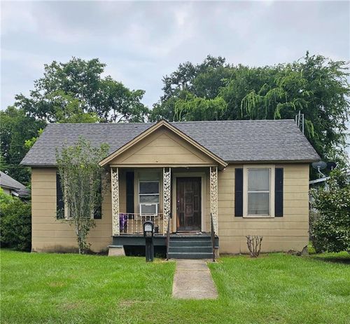 734 Avenue E, Bogalusa, LA, 70427-3630 | Card Image