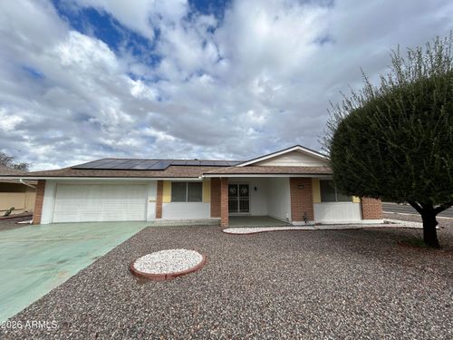 10551 W Prairie Hills Cir, Sun City, AZ, 85351-2248 | Card Image