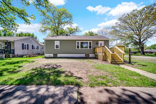 2704 Lake St, Lake Station, IN, 46405-2051 | Card Image