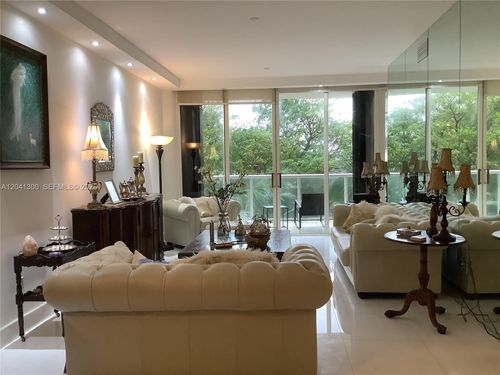 ste3-4000 Island Blvd, Aventura, FL, 33160-2540 | Card Image