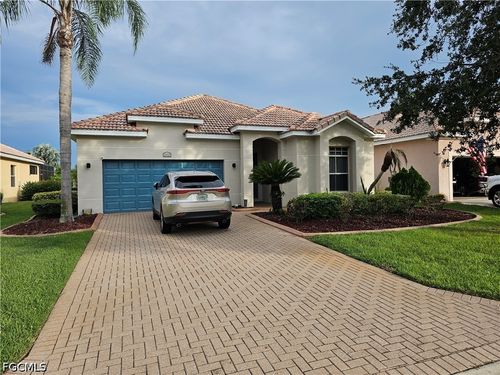 2323 Bainmar Dr, LEHIGH ACRES, FL, 33973-6074 | Card Image