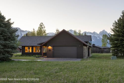 6790 N Timothy Rd, Jackson, WY, 83001 | Card Image