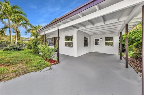 535 Nw 23rd Ave, Fort Lauderdale, FL, 33311-7723 | Card Image