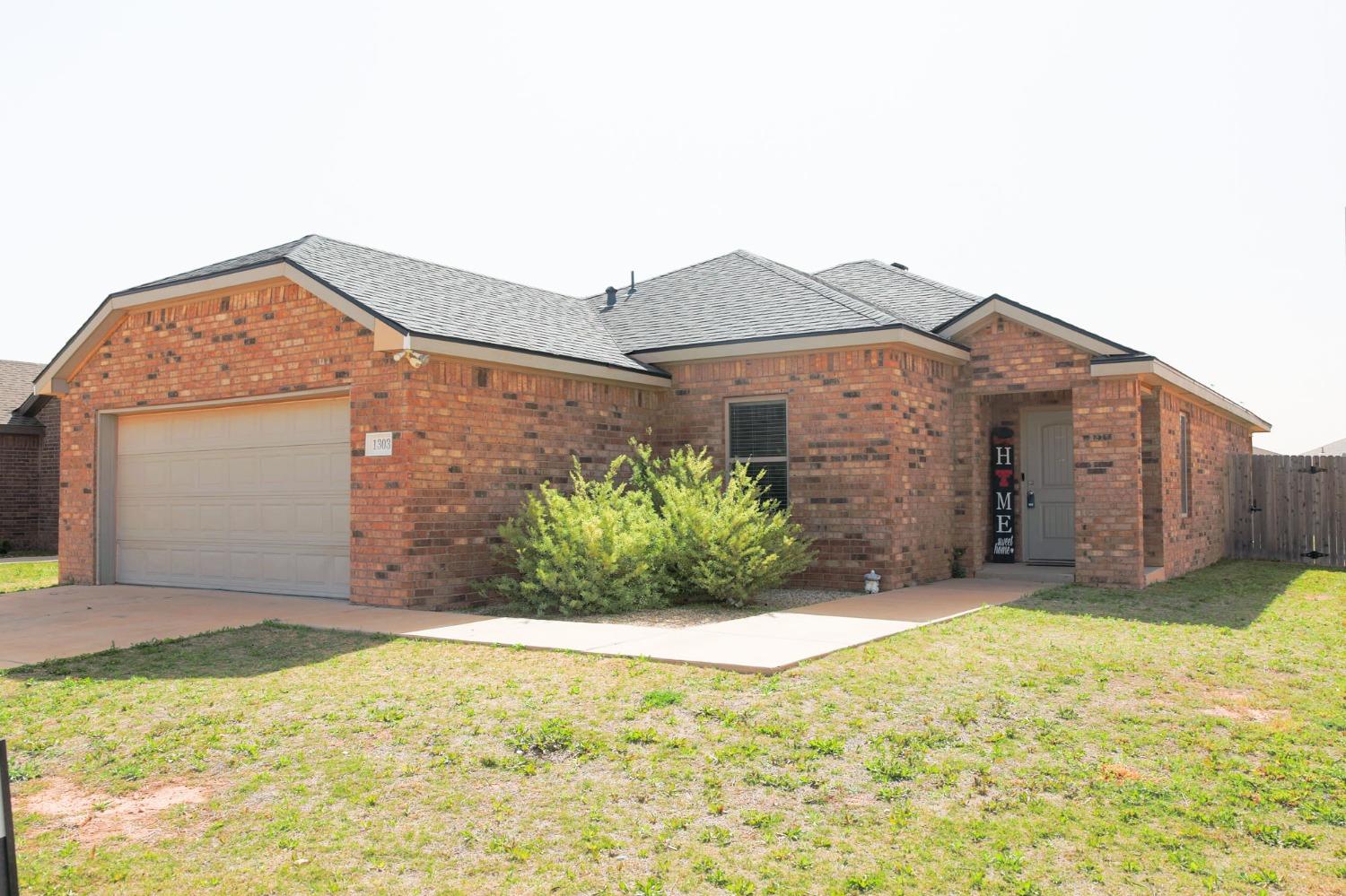 Kingston St, Wolfforth, TX 79382