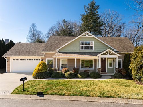 34 Driftstone Cir, Arden, NC, 28704-9140 | Card Image