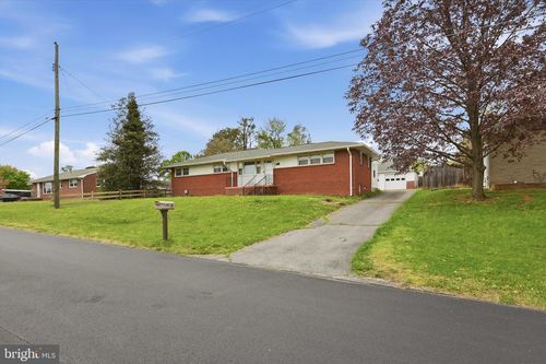 433 Beechcroft Rd, WINCHESTER, VA, 22601-3407 | Card Image