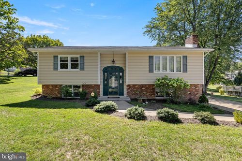 238 Indian Spring Rd, WOODSTOCK, VA, 22664-1604 | Card Image