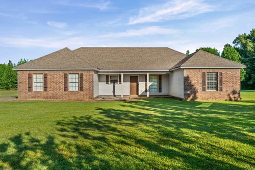137 Langston Ln, Beebe, AR, 72012-9693 | Card Image