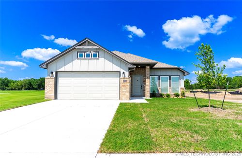 10886 S 271st East Ave, Coweta, OK, 74429 | Card Image