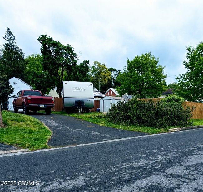 705 N 7 Th St, House other with 2 bedrooms, 1 bathrooms and null parking in Sunbury PA | Image 6