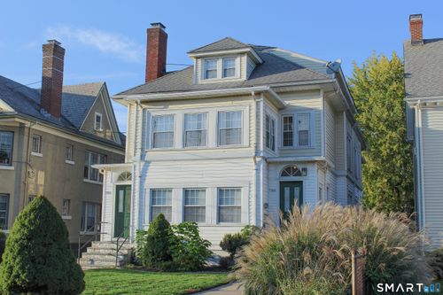 786 Farmington Ave, West Hartford, CT, 06119-1619 | Card Image