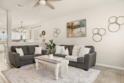 Family room | Image 3