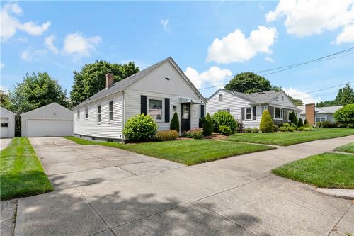 180 Rankin Ave, Providence, RI, 02908-3411 | Card Image