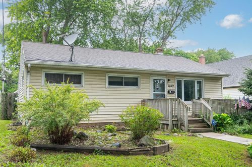 7822 W Palmetto Avenue, Milwaukee, WI, 53218 | Card Image