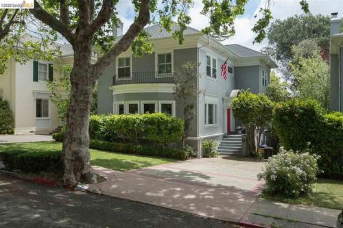 16 Craig Ave, Piedmont, CA, 94611-3702 | Card Image