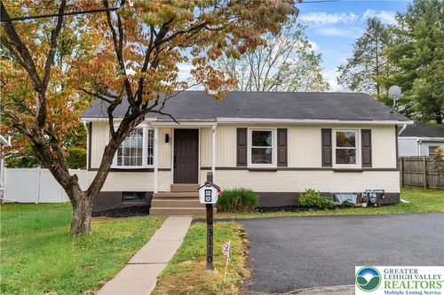 3110 Jefferson St, BETHLEHEM, PA, 18020-5618 | Card Image