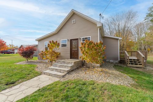 14 S Walnut St, Bangor, MI, 49013-1350 | Card Image