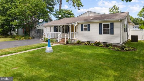7009 Dover Ave, NORTH BEACH, MD, 20714-9607 | Card Image