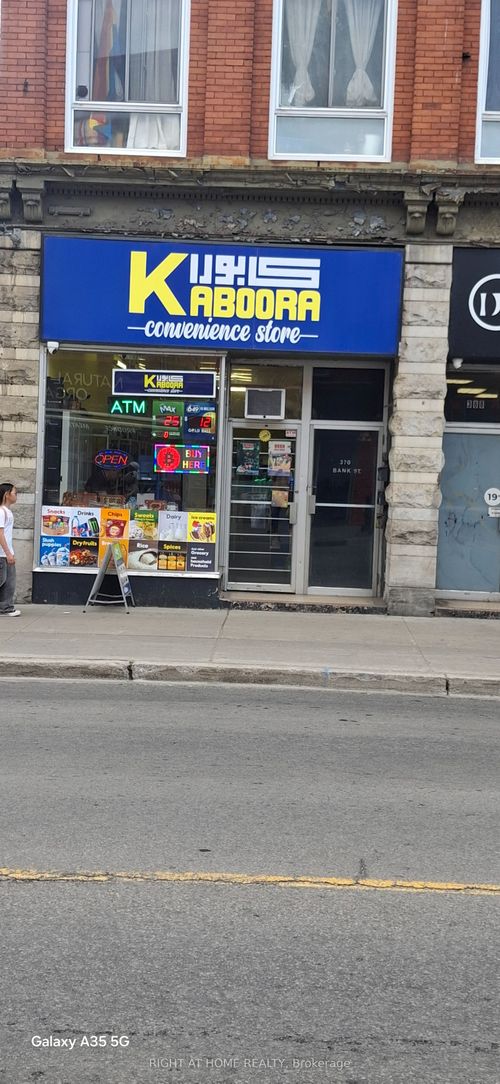 370 Bank St, Ottawa, ON, K2P1Y4 | Card Image