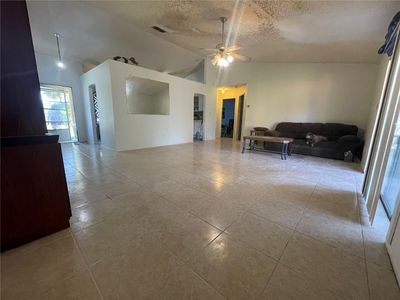 2774 Saffron Drive, House other with 3 bedrooms, 2 bathrooms and null parking in Orlando FL | Image 3