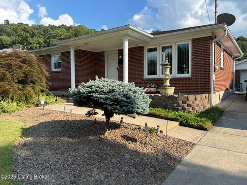 3200 Rome Rd, Louisville, KY, 40216-2749 | Card Image