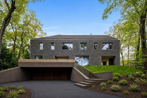 45 White Oak Rd, Wellesley, MA, 02481-1415 | Card Image