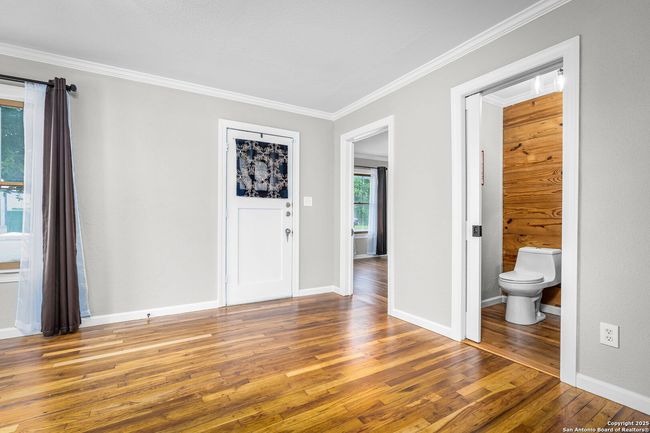 150 W Faust St, House other with 2 bedrooms, 3 bathrooms and null parking in New Braunfels TX | Image 15