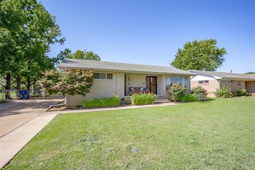 1005 Cherokee Pl, Lindsay, OK, 73052-5013 | Card Image