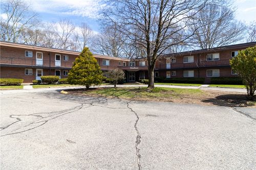 apt-103-72 W Shore Rd, Warwick, RI, 02889-1150 | Card Image
