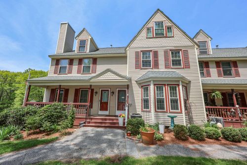 31 Stanstead Pl, Nashua, NH, 03063-1513 | Card Image
